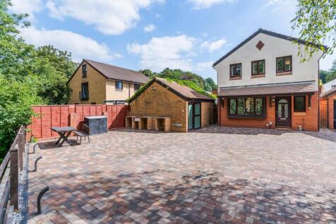 5 Hanbury Close, Whitchurch-SWPP-HR-02.jpg
