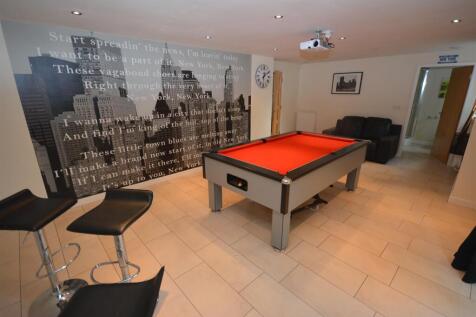 devonshire house games room1.JPG
