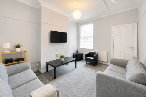 5-bed house on Herrick Road, Loughborough, £1,950/mo