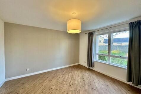 Kirkton Crescent, Knightswood, Glasgow, G13 photo 3
