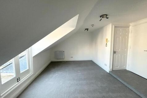 Studio Room