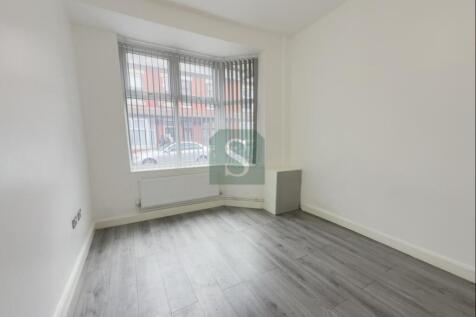 Albemarle street Rusholme photo 4