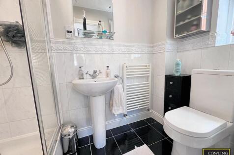 En suite Shower Room