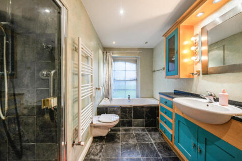 1389038-4-693a979...