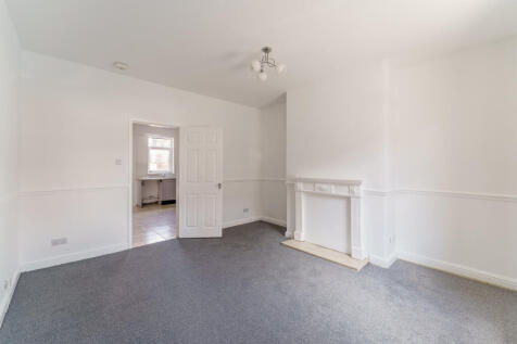 Poplar Terrace, South Elmsall, Pontefract, Wakefield photo 3