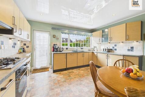 CAM04261G0-PR0103...