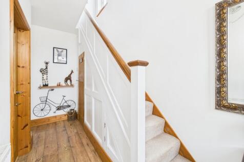 CAM01605G0-PR1040-STILL010