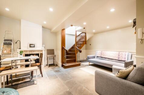 Camden Passage 19  1.jpg