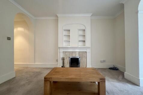 Dormer Place, Leamington Spa photo 3