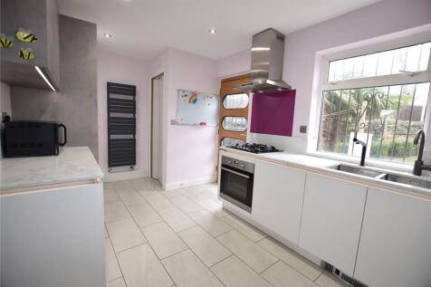 Stanhope Drive, Horsforth, Leeds, West Yorkshire photo 3