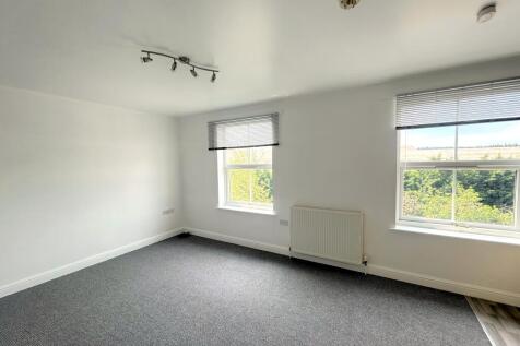 33A Brook House, Spital Lane, Chesterfield, Derbyshire S41 0EX photo 3