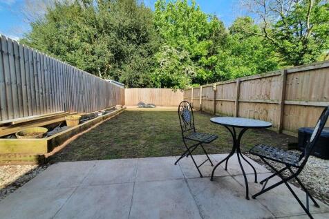 IMG_66752_10_larg...