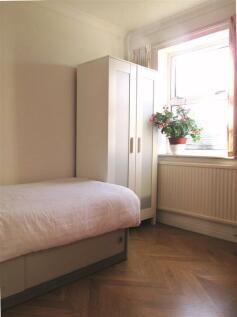 South-facing sunny bedroom.jpg