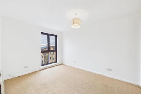 Living/Dining area