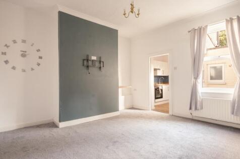 Nicholson Terrace, Newcastle Upon Tyne, Tyne and Wear, NE12 9DP photo 3