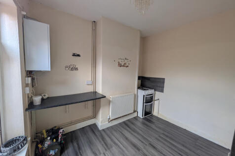 Newdigate St photo 4