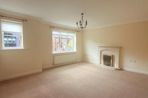 Tudor Court, Bramhall, Stockport photo 3