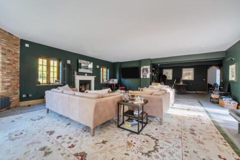 1370202-17-68fb5f...