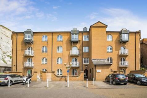 Mariners Quay, 15...