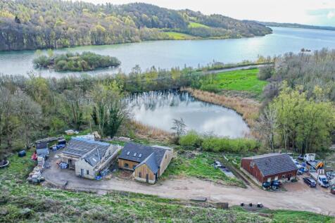 dji_fly_20260413_121400_104_1776078860742_photo_op