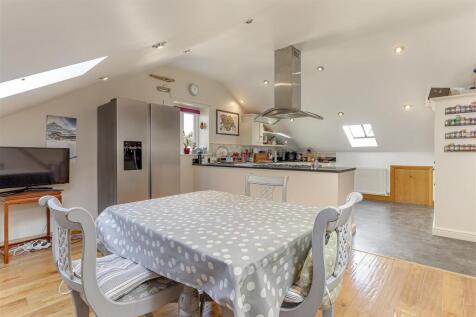 Dining Kitchen - D.jpg