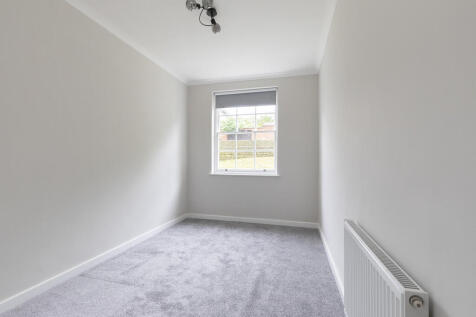 Pittville Lawn, Cheltenham GL52 2BH photo 4
