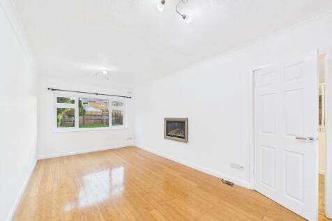 CAM01740G0-PR0468-STILL004