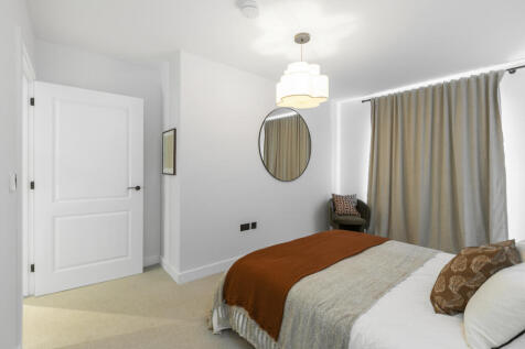 Show Apartment