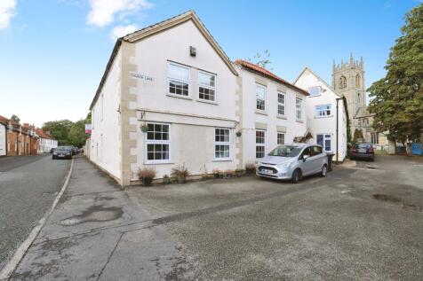 Sleaford, NG34 - property photo