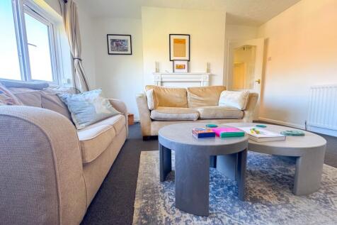 Woodrow Saltburn EweMove-21