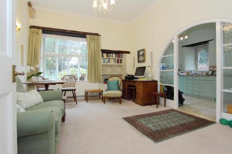 103 the close ph19.JPG