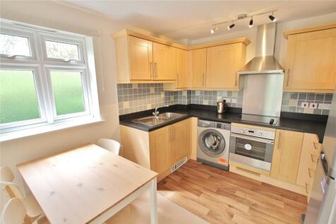 Wyncliffe Gardens, Pentwyn, Cardiff, CF23 photo 4