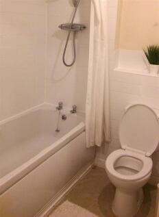 bathroom 2 new.jpg