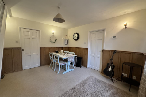 Entrance - Dining Room.png