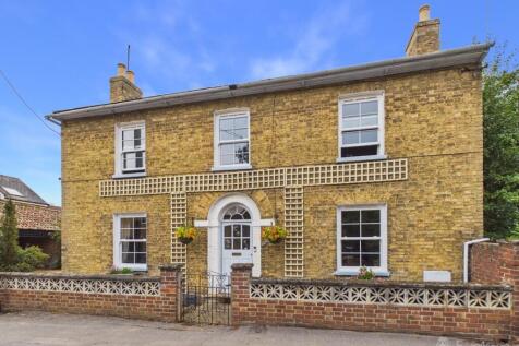 Front- Mark Stephens EweMove Newmarket and Soham 
