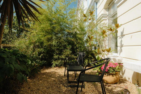 Croft-Hastings-QuarryTerrace-Exterior-5