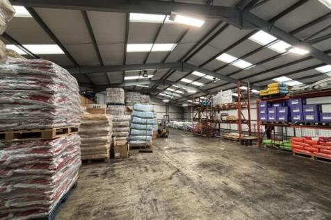 Light Industrial to rent Image 3