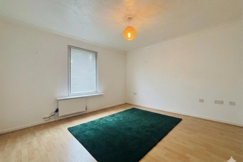 Living Room: