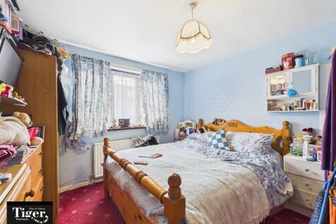 CAM03440G0-PR0383...