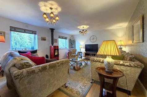 Large Lounge 716