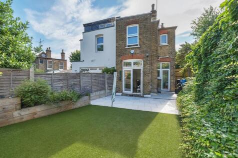 1317903-4-6863a81...