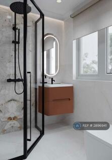 Ensuit Bedroom 6