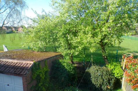 StansfieldRd20gdn3.JPG