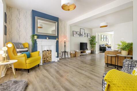 Lounge 1