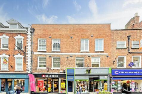 High Street Chambers Front Shot 2023 Blank.jpg