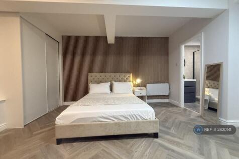 Master Bedroom1