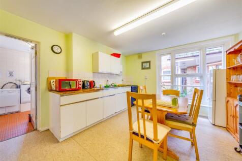 23 Andridge Court, SW19 3JW-1.jpg