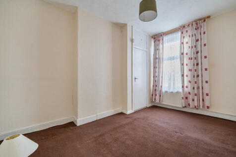 1374166-13-6904de...