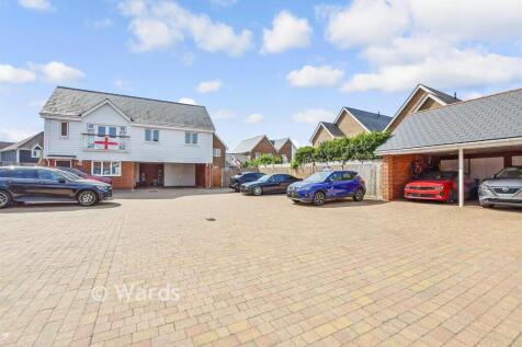 Driveway/Parking