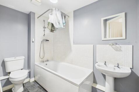 CAM04922G0-PR0090-STILL002